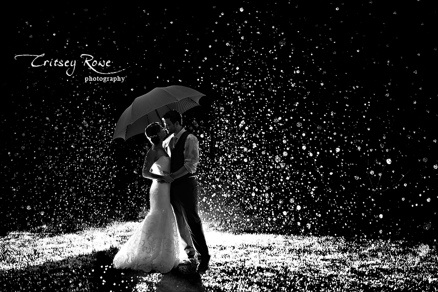 romantic bride and groom photo in the rain