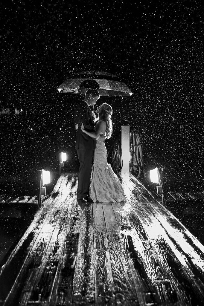 stunning rain photography wedding day photos