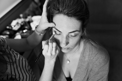 getting ready pre-cermony photos