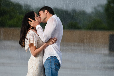 rain engagement photos